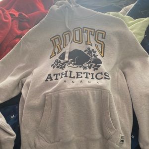 Roots hoodie size M